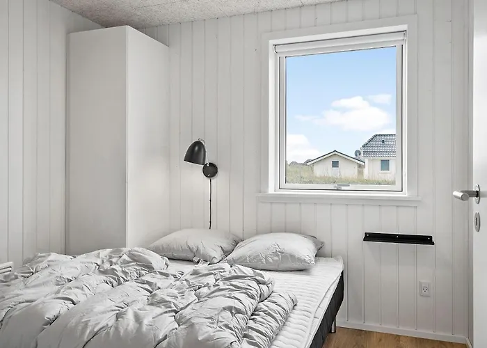 In Harboore With Sauna *